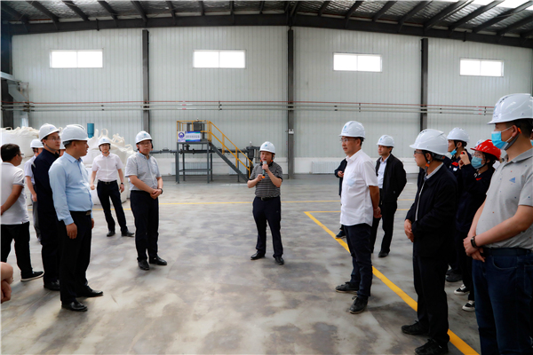永利集团官网集团复工复产促增添项目观摩聚会与会职员走进大秦国源三秦环保秦邦园区在榆项目