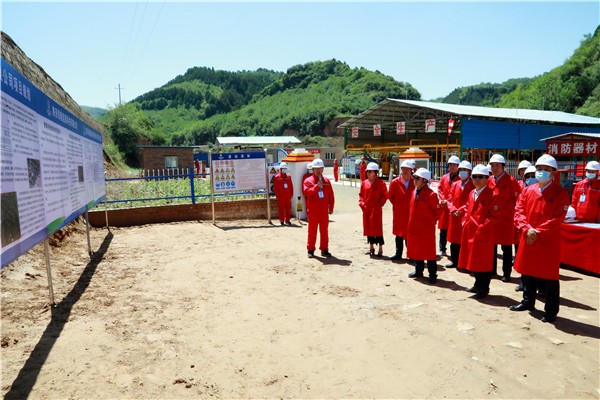 永利集团官网集团复工复产促增添项目观摩聚会与会职员走进环保保隆生态三秦在延在铜项目