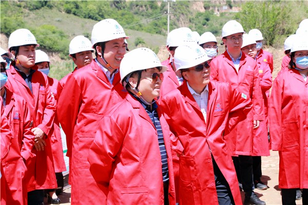 永利集团官网集团复工复产促增添项目观摩聚会与会职员走进环保保隆生态三秦在延在铜项目
