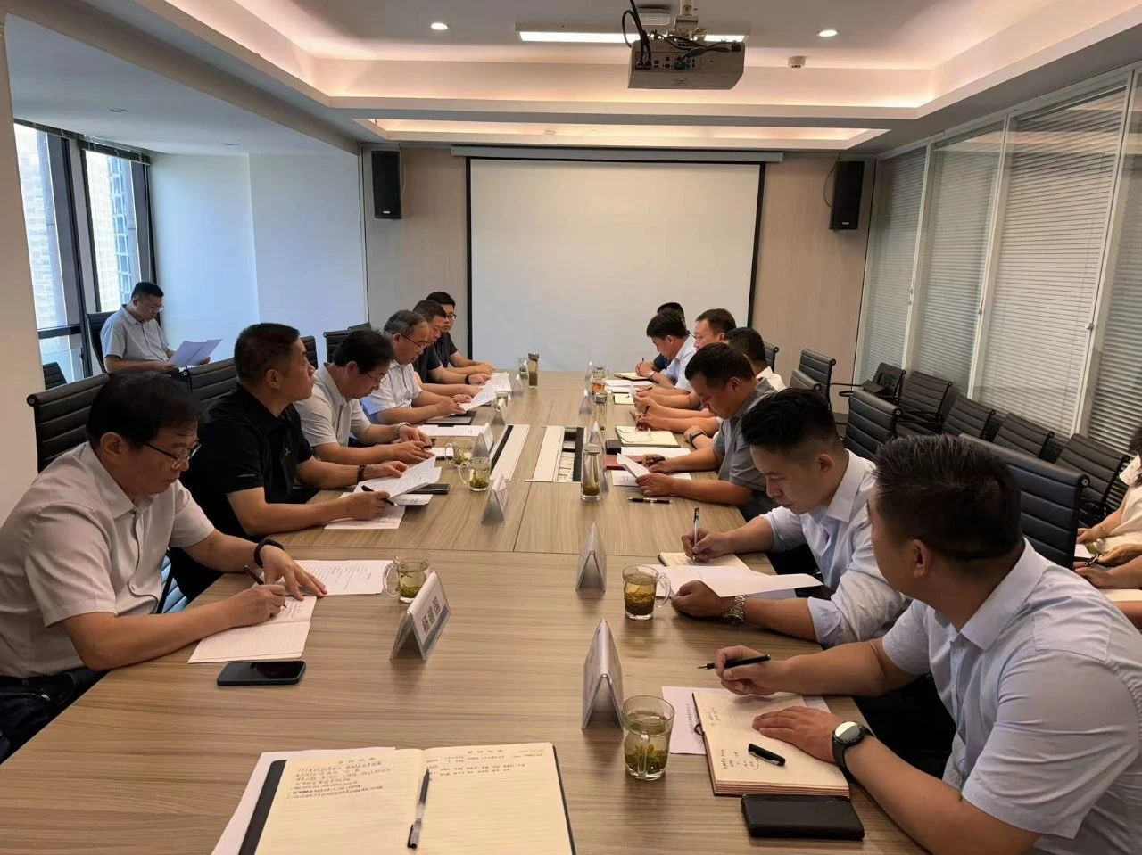 永利集团官网集团与光大绿色环保座谈交流