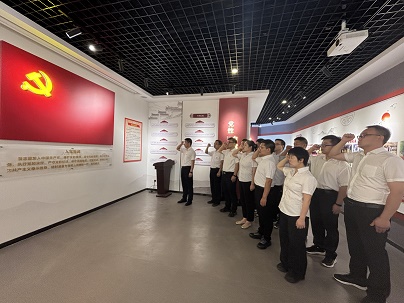 商南公司联合党支部开展“赓续红色血脉，，砥砺奋进征程——庆祝中国共产党建设104周年”主题党日活动